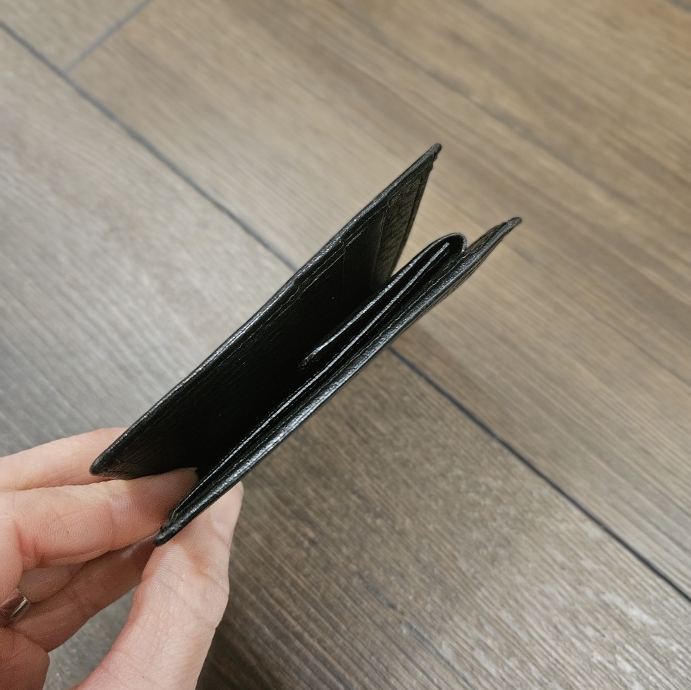 BURBERRYS Vintage Black Leather Bi-Fold Wallet | Mint Condition - Picture 9 of 16